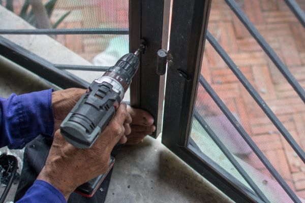 Cost of Steel Window Repair in Fort Worth
